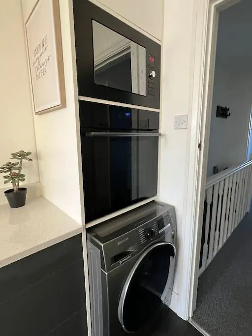 Hill Grove 2 Bedroom Apartment Leigh-on-Sea