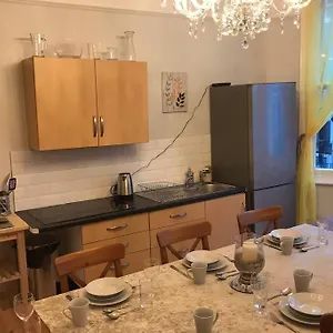 Large House Close To Seafront Apartment Brighton